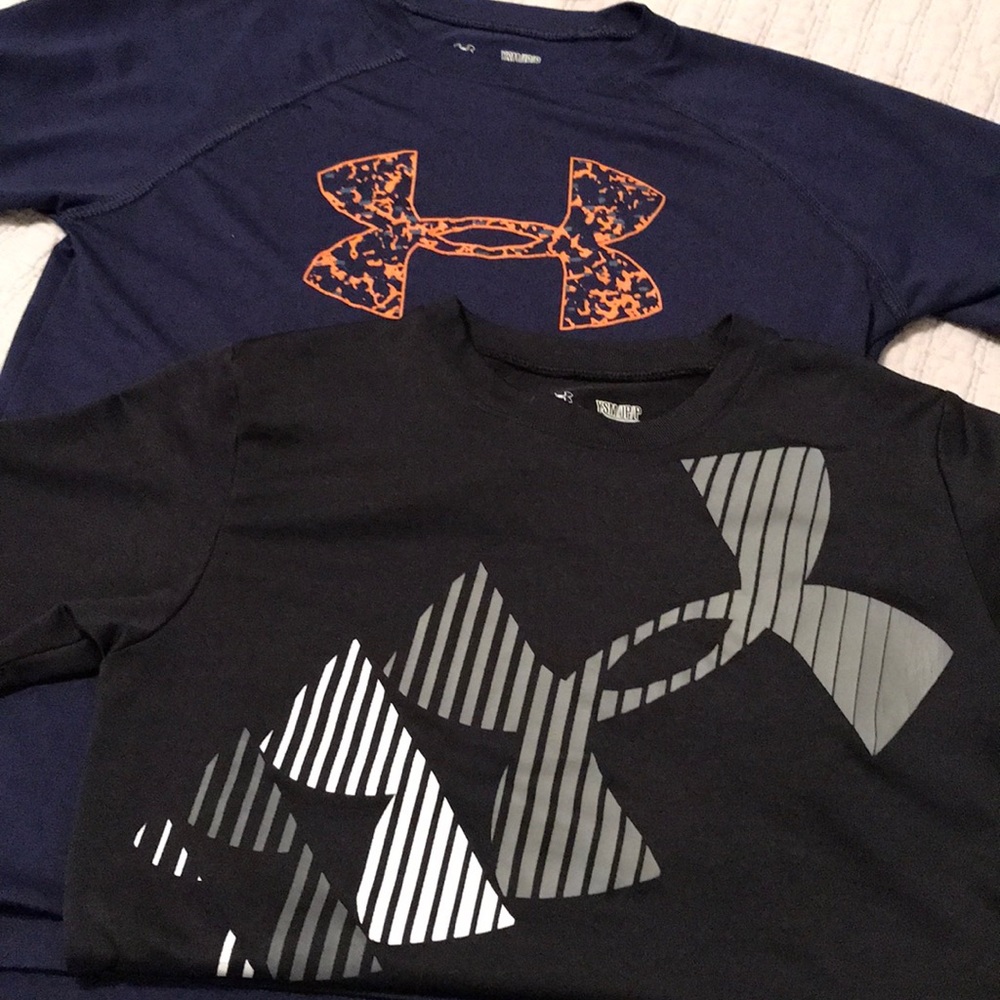 Set of 2 Under Armour Loose YSM Shirts